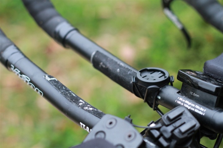 Edge 500 mount system on triathlon bike aerobars