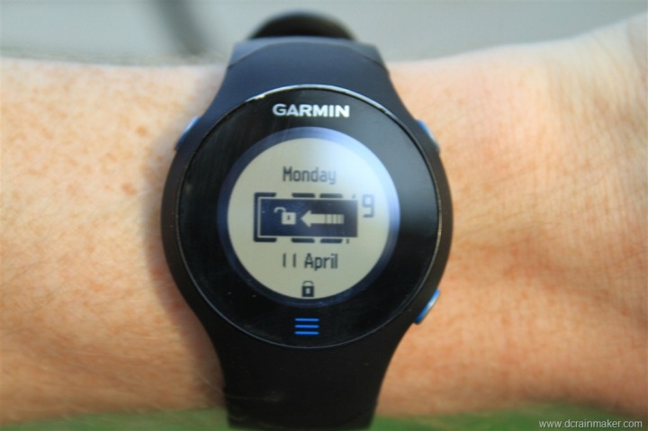 Garmin Forerunner 610 White/Blue Sleek Touchscreen GPS Training Watch