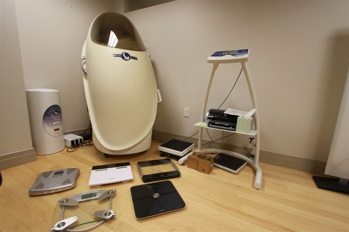 https://media.dcrainmaker.com/images/2011/08/bod-pod-consumer-scale-comparison-tests-part-ii-the-results-3-thumb.jpg