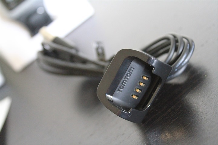 tomtom gps watch charger