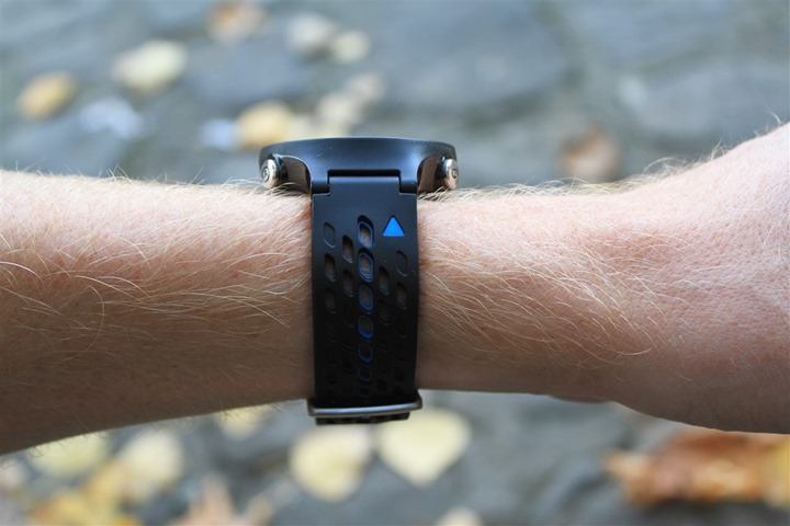 Garmin FR620 on wrist