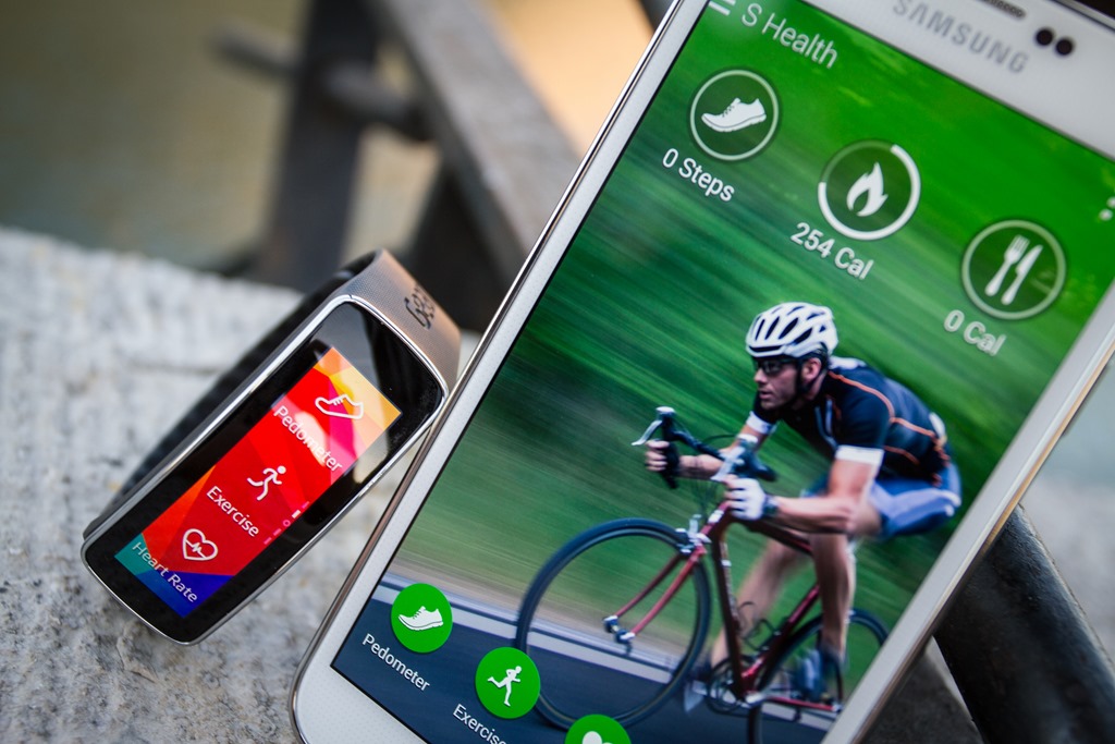 Samsung previews health app, new trackers with S4 launch
