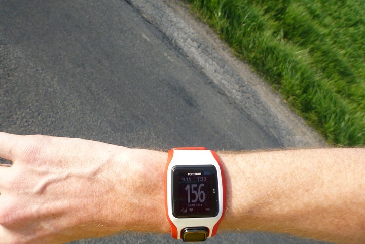 Tomtom runner heart hot sale rate monitor