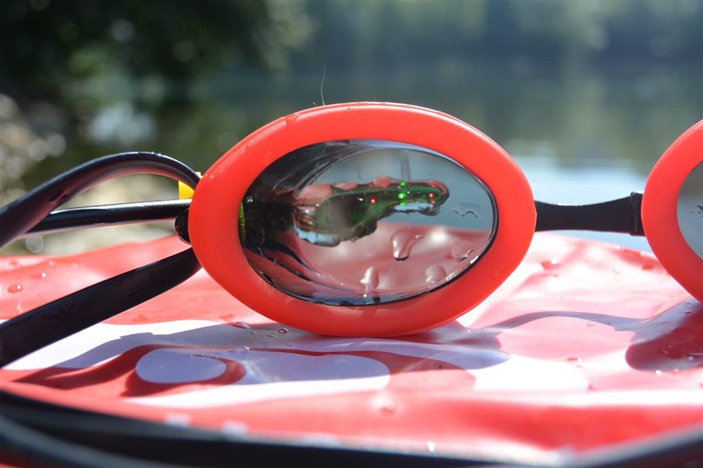 Hands on with the IOLITE GPS-enabled swim goggles | DC Rainmaker