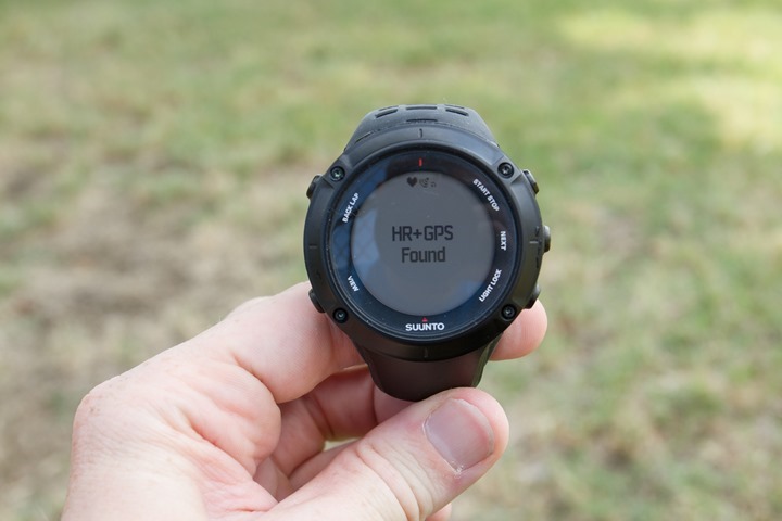 Garmin vivoactive 3 vs suunto ambit3 peak on sale