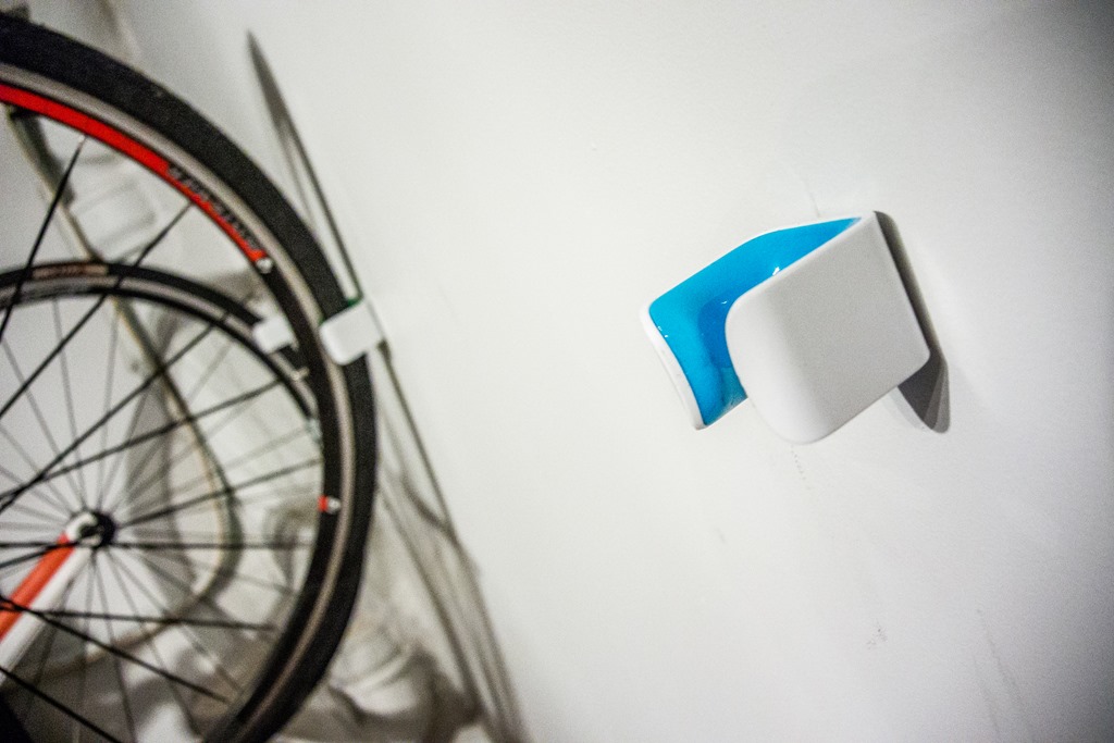 wall mount bike clip