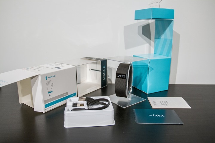 FitbitCharge-UnboxParts