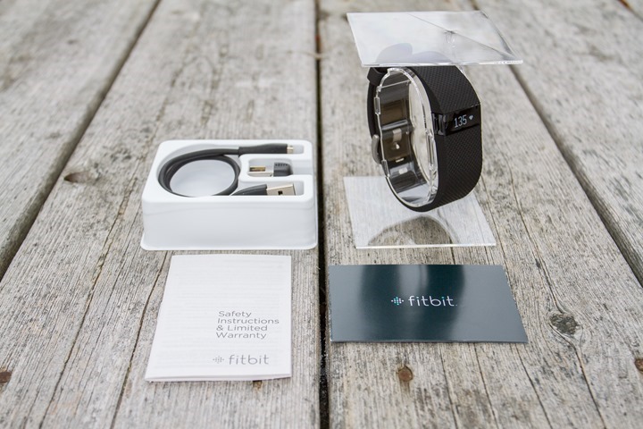 FitbitChargeHR-UnboxParts