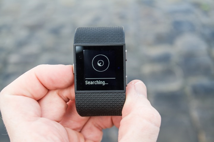 does fitbit surge have gps