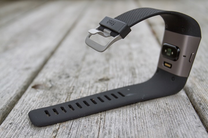 how to charge fitbit surge