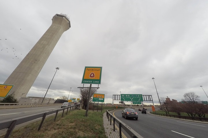 newark airport runway