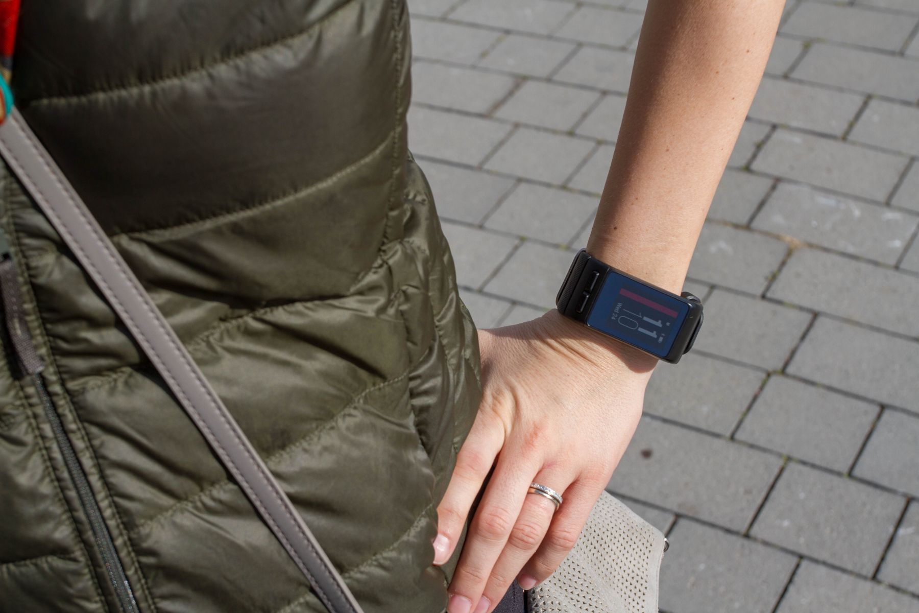 garmin vivoactive 3 not counting steps