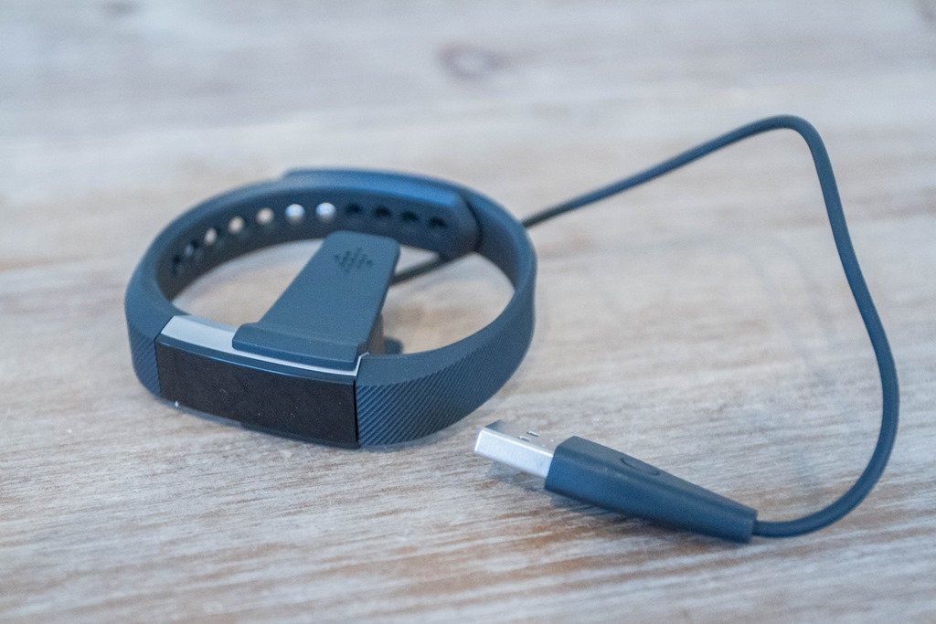 fitbit aria charger