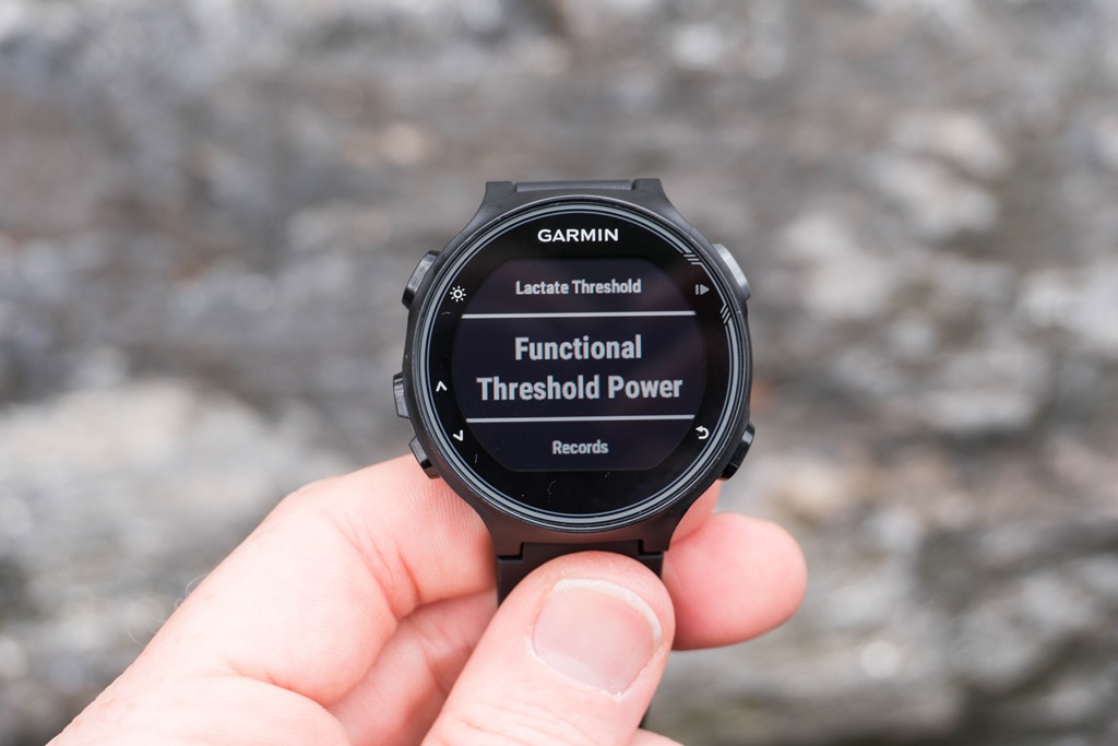 Hands-on with the new Garmin FR735XT Triathlon Watch