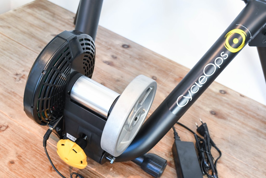 Hands-on: The CycleOps Magnus Smart trainer | DC Rainmaker