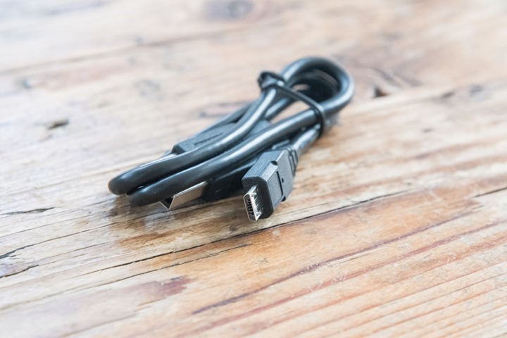 Garmin-VIRB-360-USB-Charging-Cable