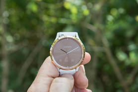 garmin vivomove hr water rating