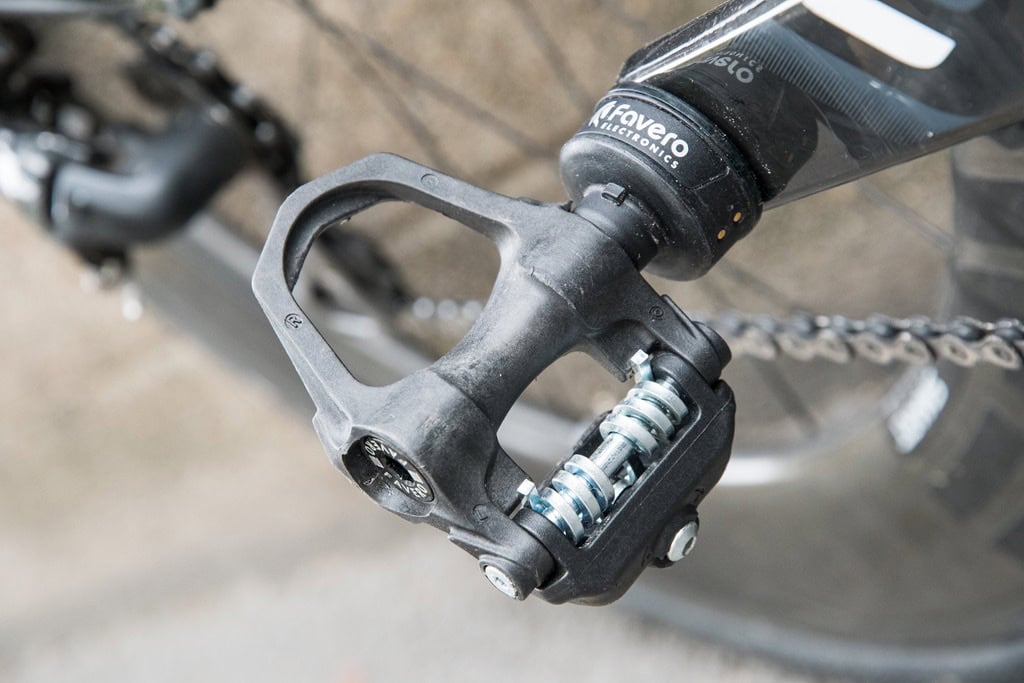 assioma pedal based cycling power meter