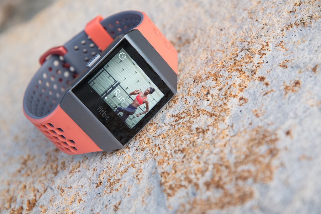 Fitbit Ionic GPS Smartwatch In-Depth Review | DC Rainmaker