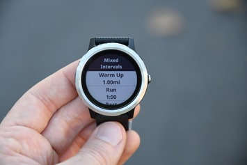 Garmin vivoactive 3 discount vs forerunner 245 music