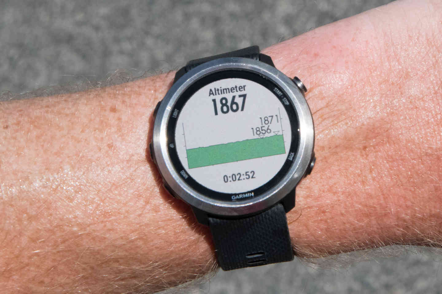 garmin forerunner 645 vs 645 music