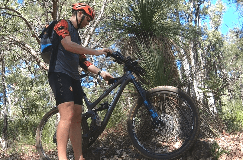 Review: Quad Lock iPhone X case & out-front Bike Mount keeps smartphone &  camera ready - Bikerumor