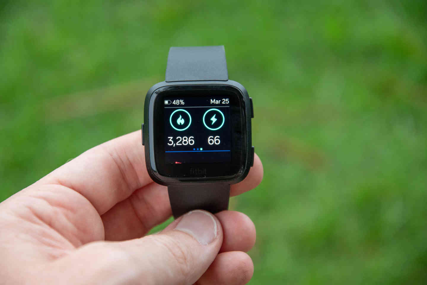 fitbit versa 2 strava