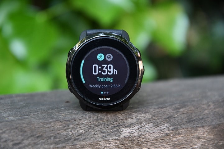 suunto 3 vs fitbit versa