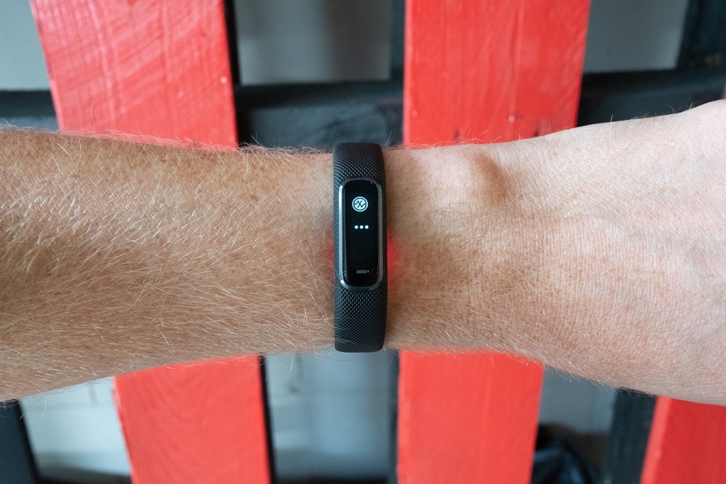 Cuatro Conceder proteger Hands-on: Garmin Vivosmart 4, now with Pulse Ox and Body Battery | DC  Rainmaker