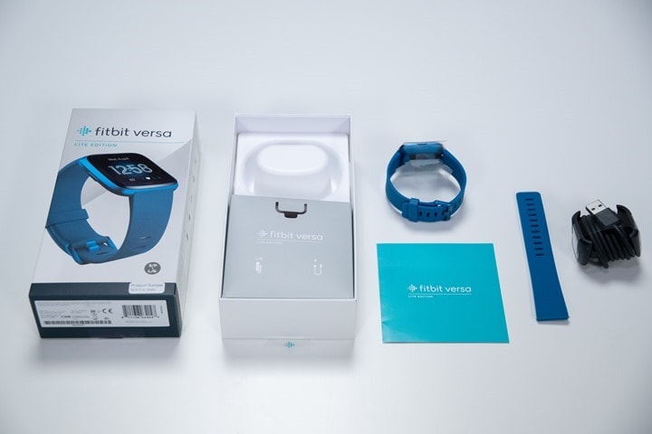 Fitbit-Versa-Lite-Box-Contents