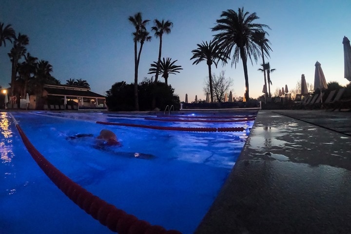 galaxy watch swimming pool