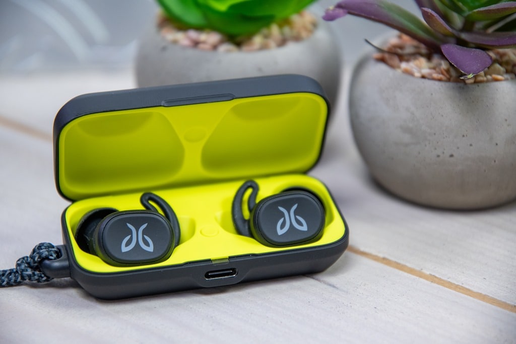 Falde tilbage Vedhæft til handle Jaybird Vista Earbuds Hands-On: An AirPods/PowerBeats Pro Competitor for  Sports? | DC Rainmaker