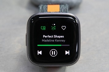 does spotify work on fitbit versa 2