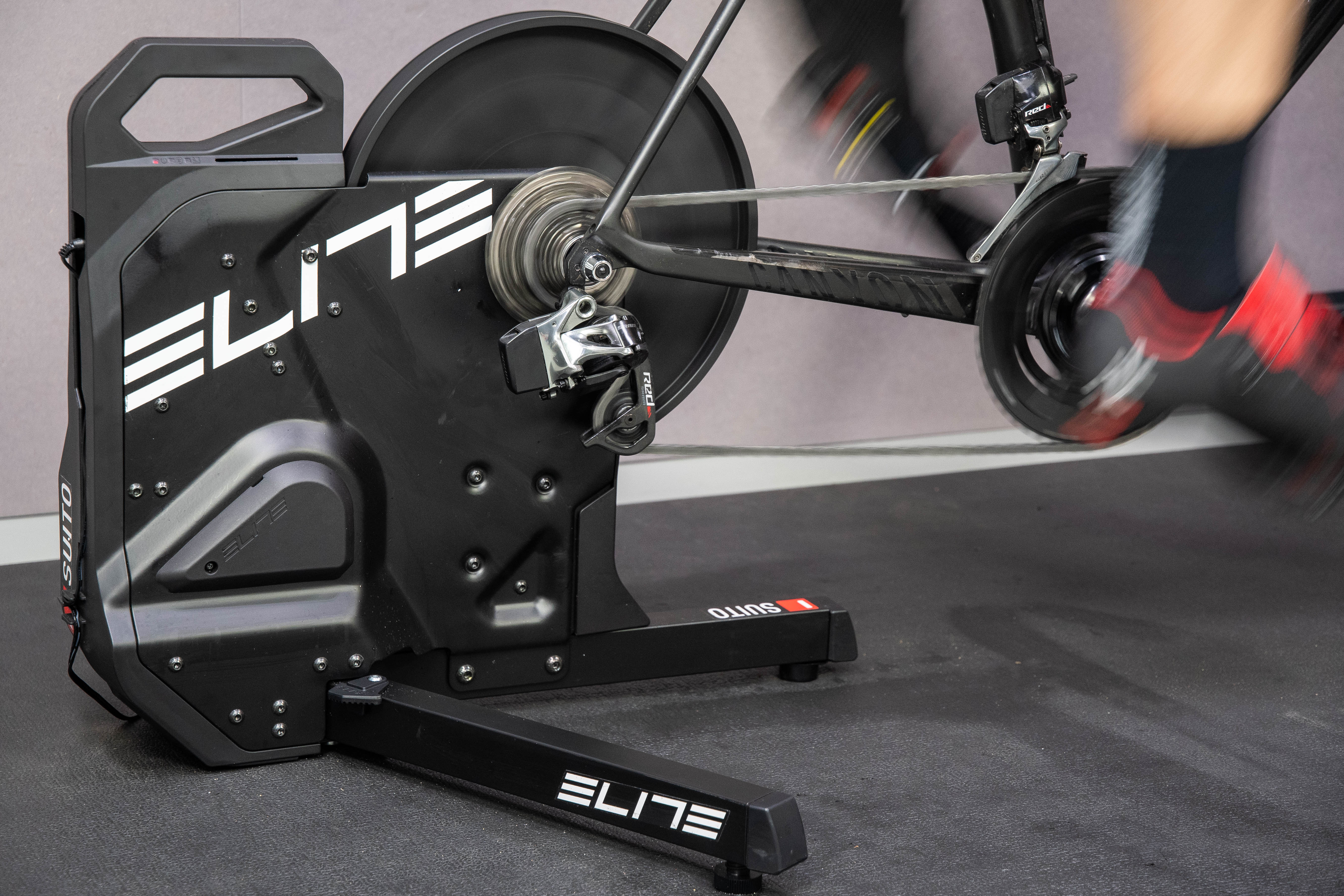 Elite Suito Suito T Smart Trainer In Depth Review DC Rainmaker