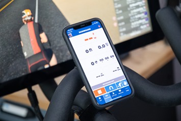 Use zwift best sale with peloton