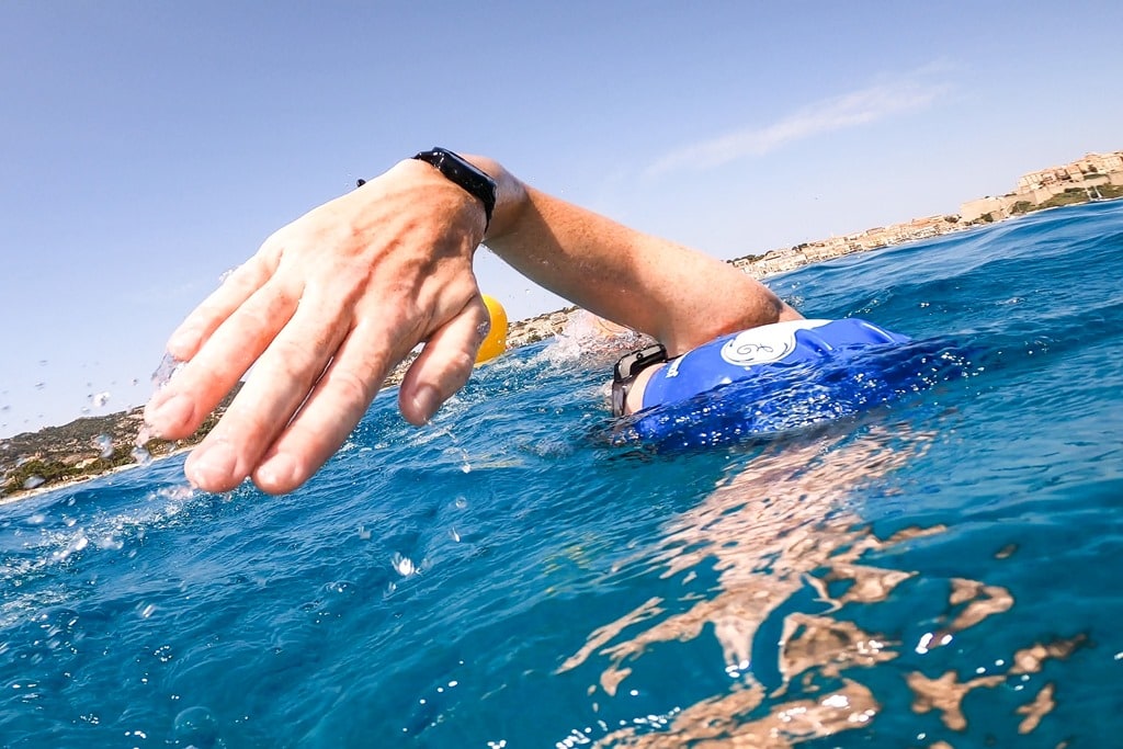 Hands-on: FORM Goggles Openwater Swim Mode Released for Apple/Garmin Watches | DC