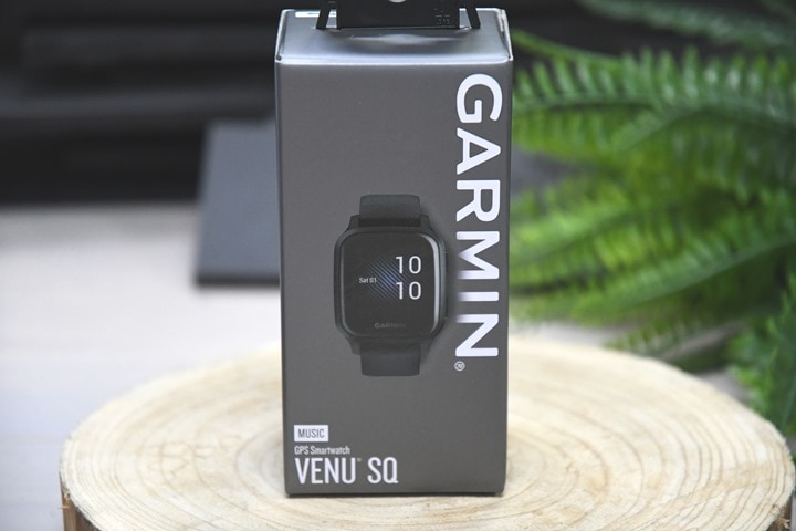  Garmin 010-02426-00 Venu Sq Music, GPS Smartwatch with