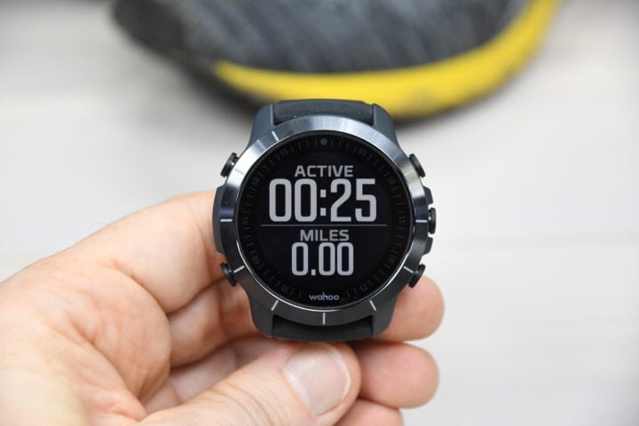 wahoo elemnt watch review