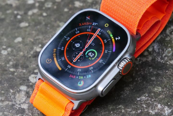 Montre connectee serie 8 ultra waterproof - bracelet Orange OU