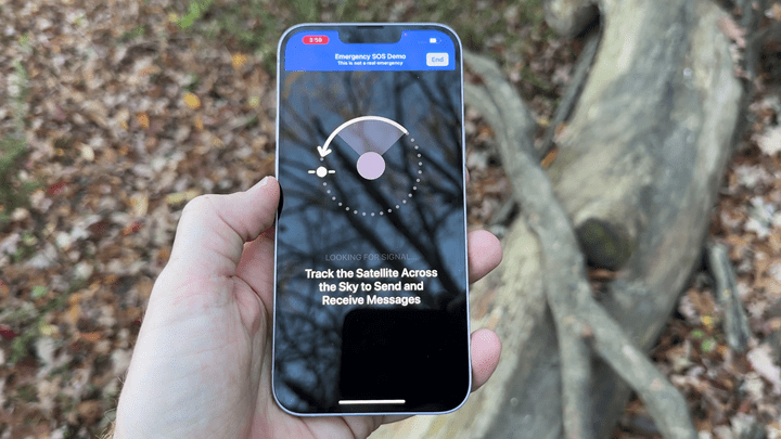 Apple-iPhoneSatelliteSOS-FindSatellites