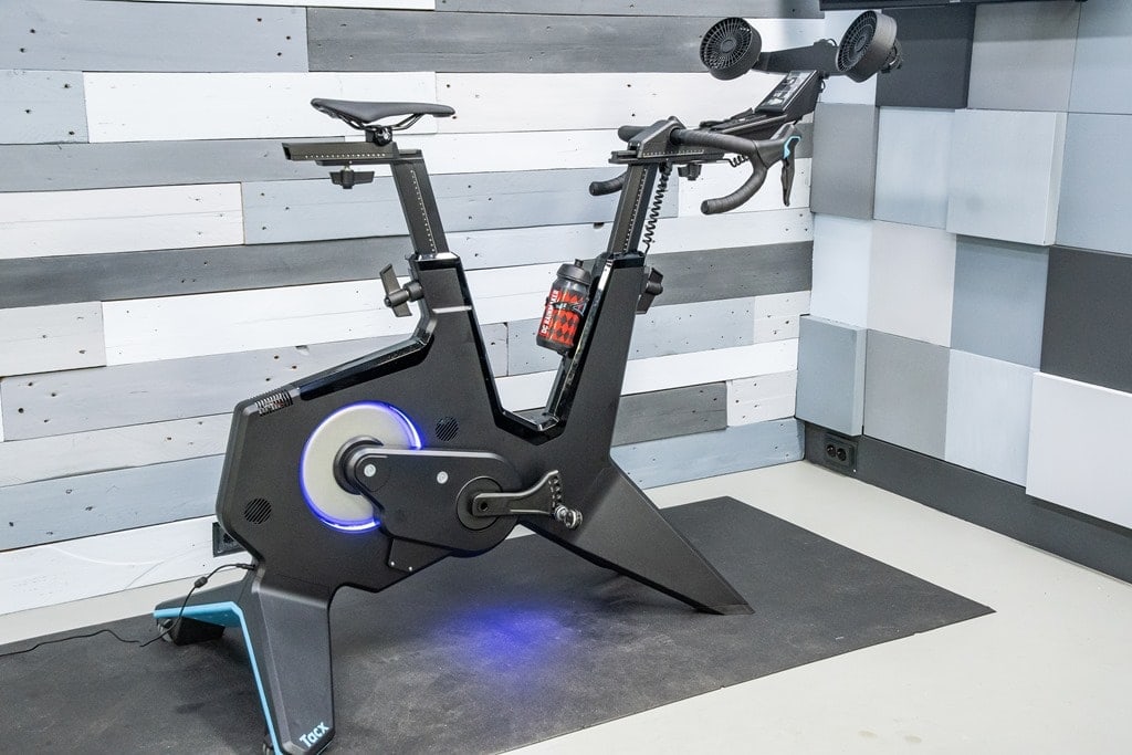 Neo bike store smart trainer