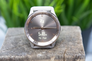 Garmin Vivomove Style Review