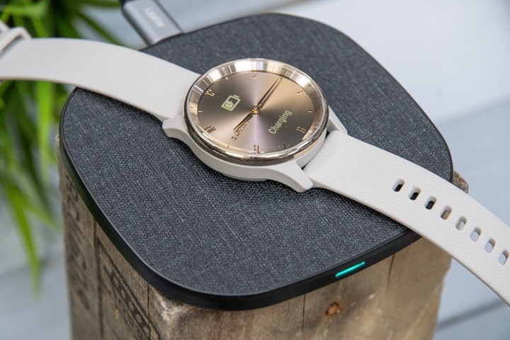 Garmin Vivomove Trend In-Depth Review: First Garmin Wireless Charging  Watch!