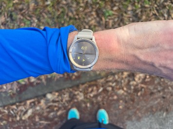 Garmin vivomove Sport review: The intersection of style and substance