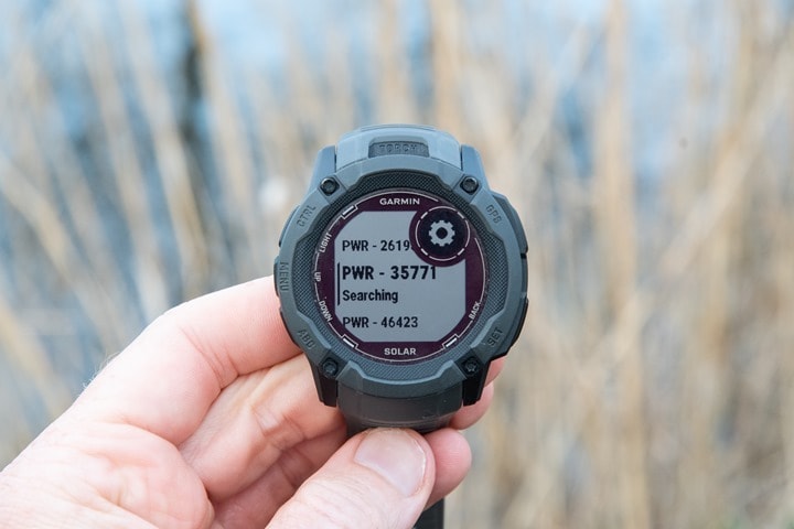 新品登場 Garmin Instinct Dual Power - 時計