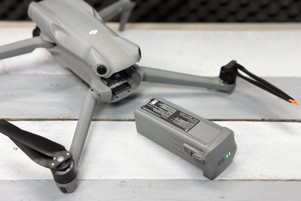 DJI Air 3 Review - Outstanding range, battery and image quality