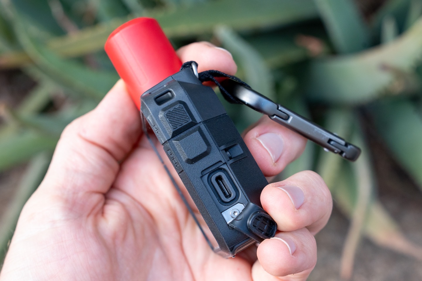 Garmin inReach USB C PortOpen.