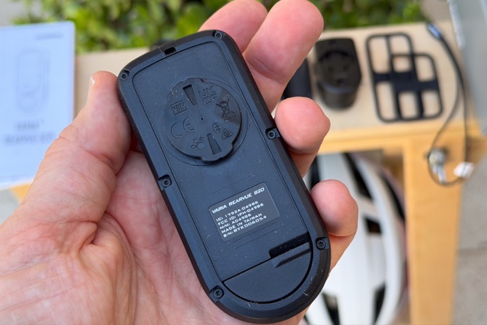 Garmin Varia RearVue820 Backside.