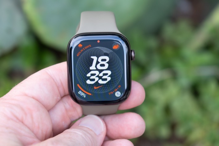Apple Watch Series 12 In-Depth Review: Worth Upgrading?