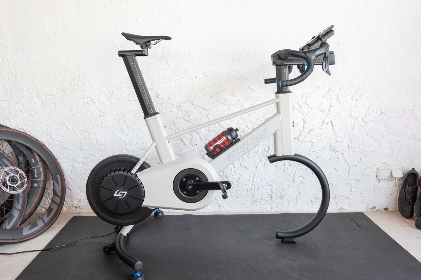 Stages SB200 Indoor Smartbike In-Depth Review: Redemption?